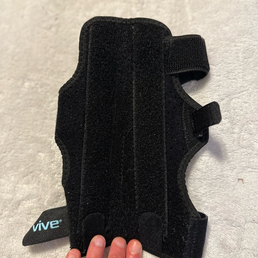 Vive Boxer Splint 7.5 - Picture 9 of 11